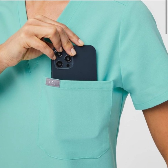 NWT FIGS FRESH AQUA SCRUBS SET CATARINA ZAMORA JOGGERS SMALL LIMITED ED - Picture 8 of 14